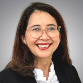 drg. Dewi Noesanty, FISID, FAPAID, FICOI, FICD portrait